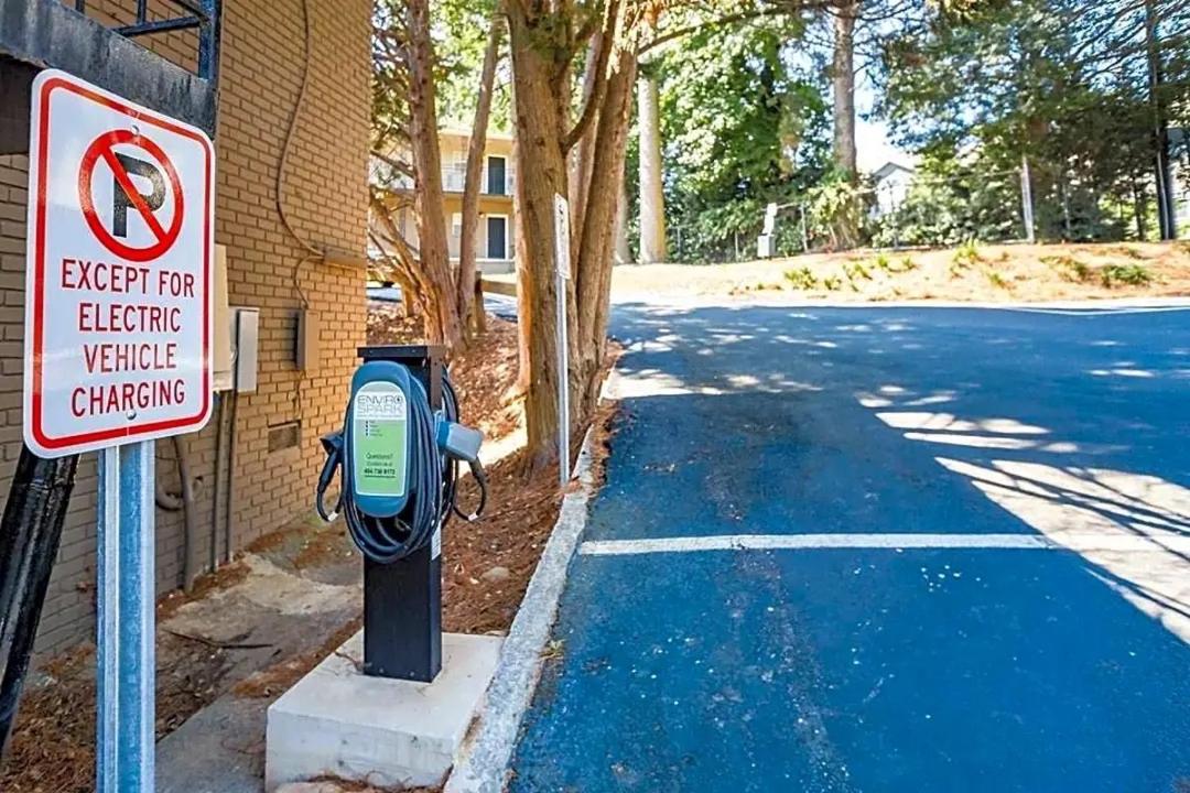 Moonlight Suite King Bd Free Parking Fast Wi-Fi Kitchen Pool Atlanta Exterior photo